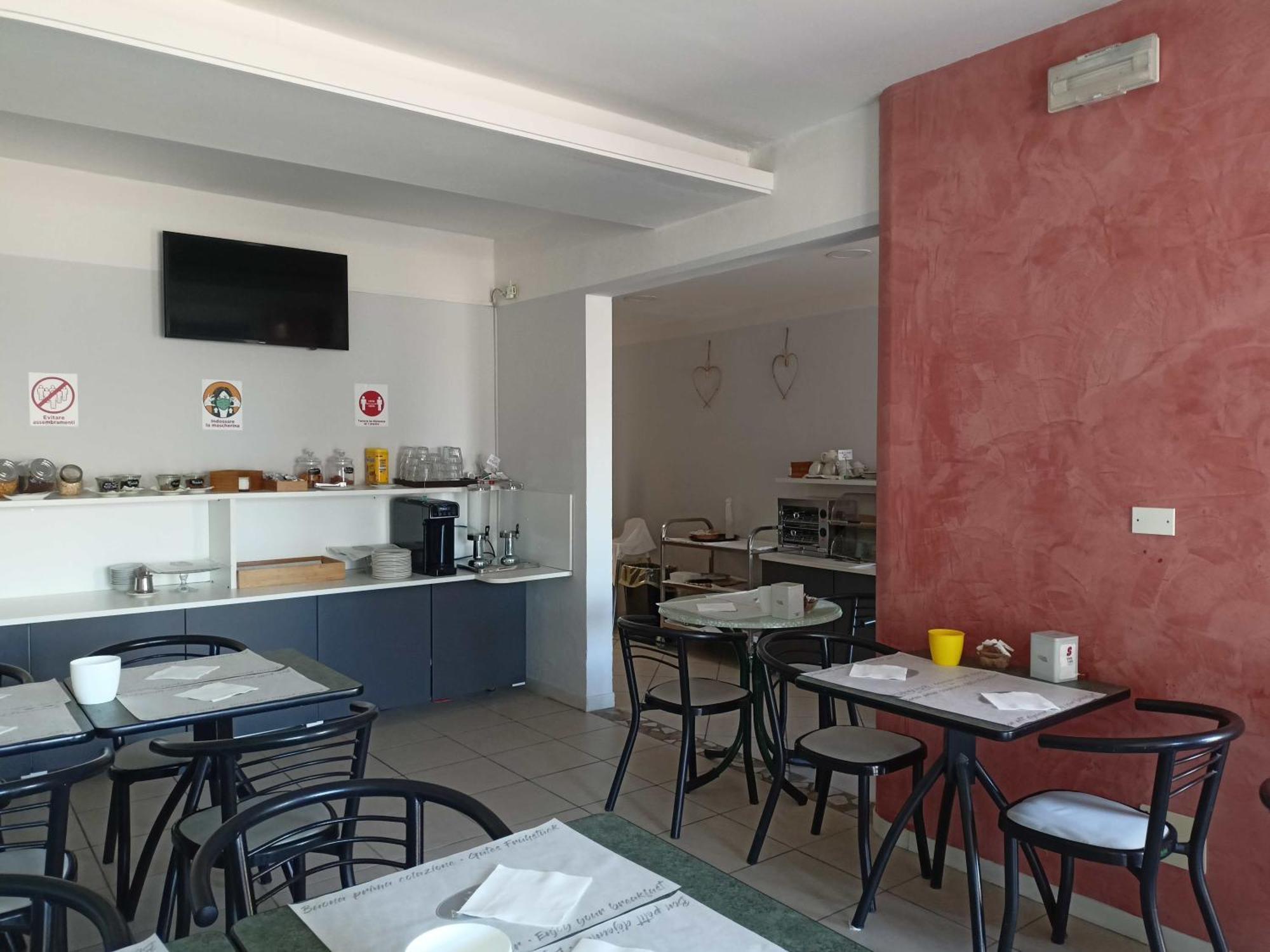 阿里斯顿帝国酒店 加里波第港 外观 照片